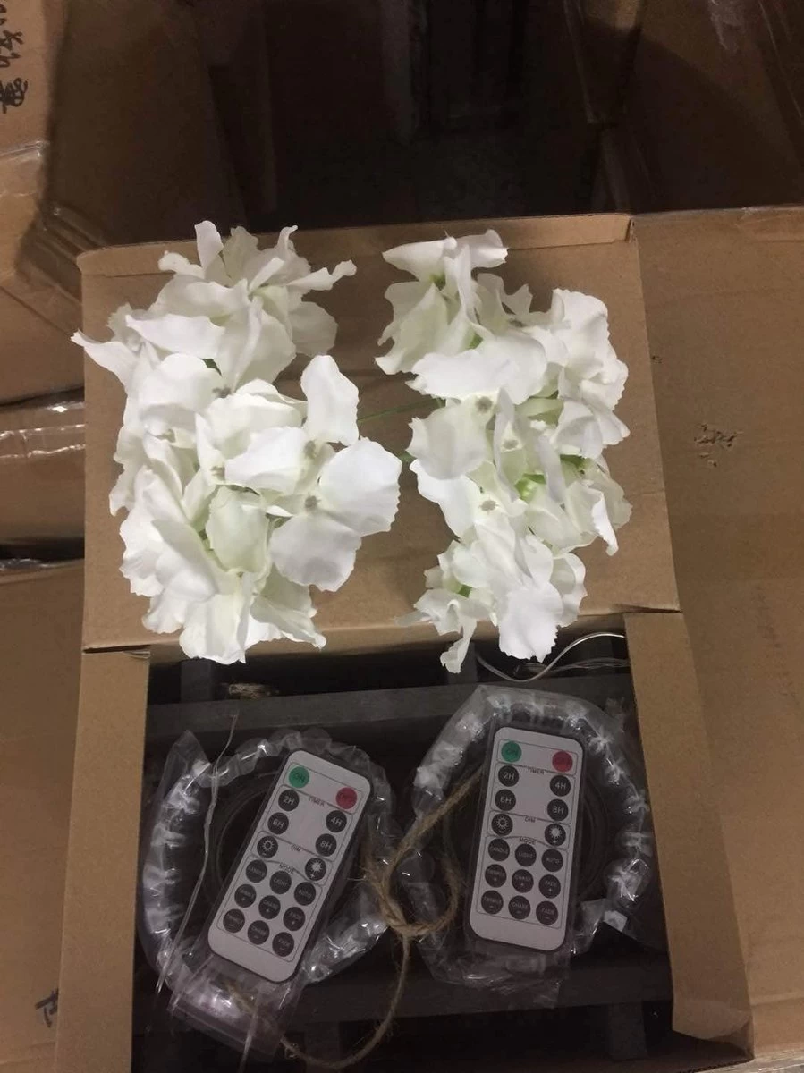 2 Pièces Appliques Murales Rustiques Mason Jar, Décoration En Bois Rustique Vintage, Crochets En Fer Forgé, Hortensia En Soie Et Guirlandes Lumineuses à LED, Design Pour La Décoration De La Maison 4 2 Pièces Appliques Murales Rustiques Mason Jar, Décoration En Bois Rustique Vintage, Crochets En Fer Forgé, Hortensia En Soie Et Guirlandes Lumineuses à LED, Design Pour La Décoration De La Maison – Image 2