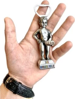 Statue Manneken Pis - Étain - Métal - Décapsuleur - Décapsuleur - Décapsuleur - Décapsuleur - Décapsuleur - België - All Opener - Décoration - Cuisine- Kitchen 8 Statue Manneken Pis - Étain - Métal - Décapsuleur - Décapsuleur - Décapsuleur - Décapsuleur - Décapsuleur - België - All Opener - Décoration - Cuisine- Kitchen -Dégustation Délicate 912x1200 3